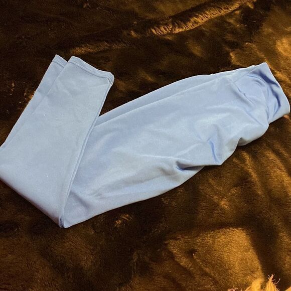 Blue scrunch butt leggings. Size small. - Picture 4 of 4